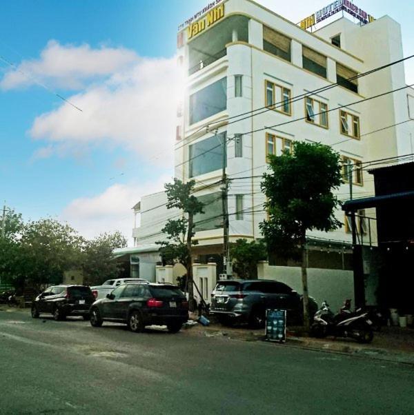 Khach San Van Nhi Bac Lieu Экстерьер фото